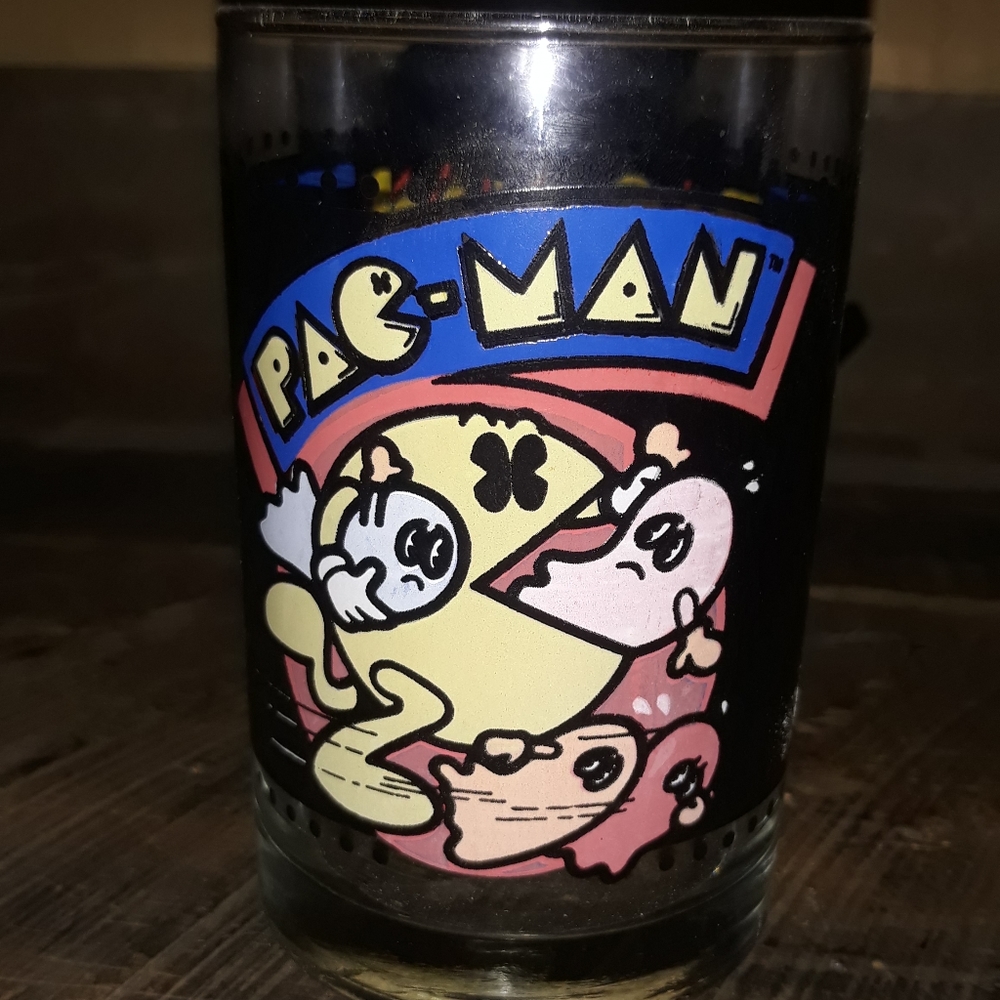 Vintage Pac-Man glass